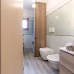 Moderno Con Piscina, Giardino E Terrazzo, P Privato