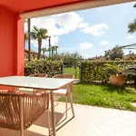 Moderno Con Piscina, Giardino E Terrazzo, P Privato Bevazzana