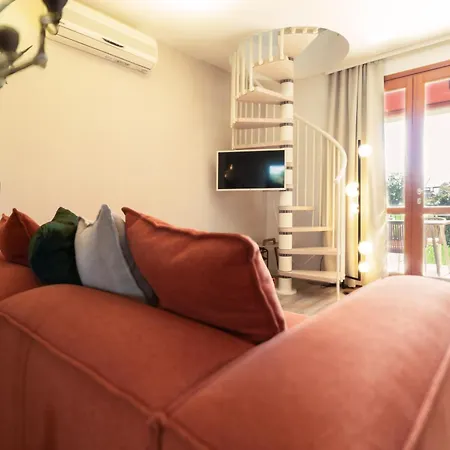 Daire Moderno Con Piscina, Giardino E Terrazzo, P Privato *