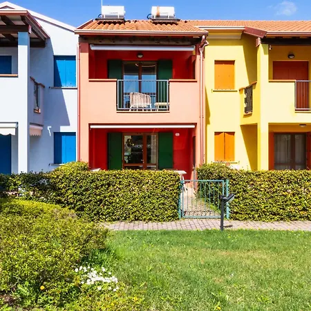 Moderno Con Piscina, Giardino E Terrazzo, P Privato Apartment Bevazzana