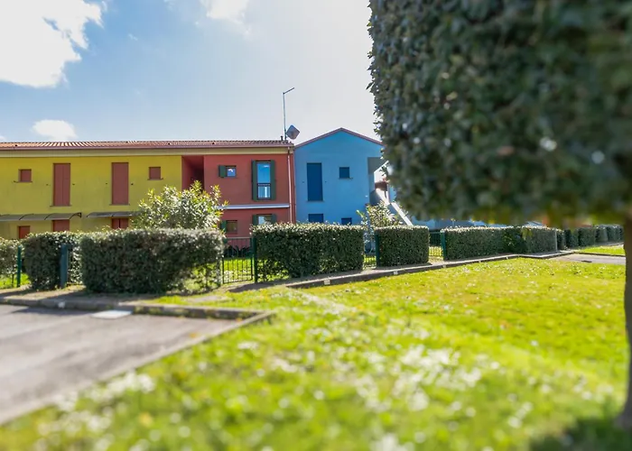 Exclusive Pool Access, 2 Floors, Balcony View, Parking