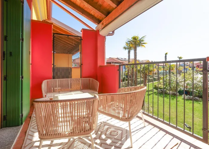 شقة Exclusive Pool Access, 2 Floors, Balcony View, Parking *