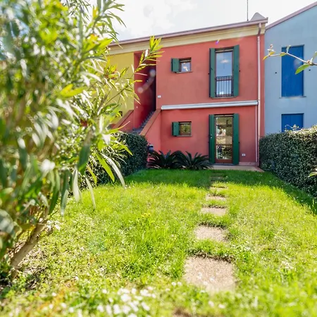 Moderno Con Piscina, Giardino E Terrazzo, P Privato *